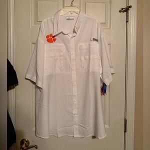 Brand new men’s xl Columbia pfg button up